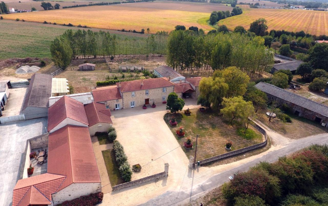 Le Logis Du Chateau Vieillevigne Εξωτερικό φωτογραφία