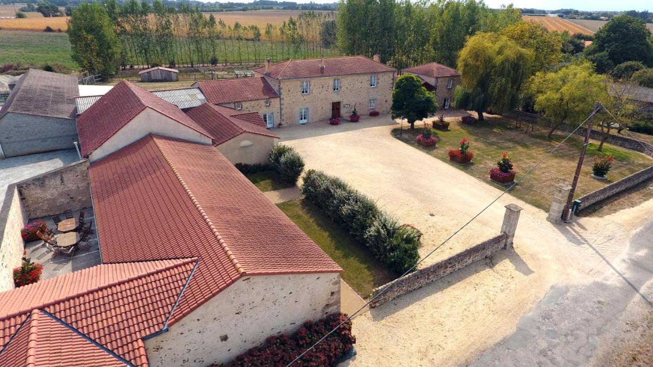 Le Logis Du Chateau Vieillevigne Εξωτερικό φωτογραφία